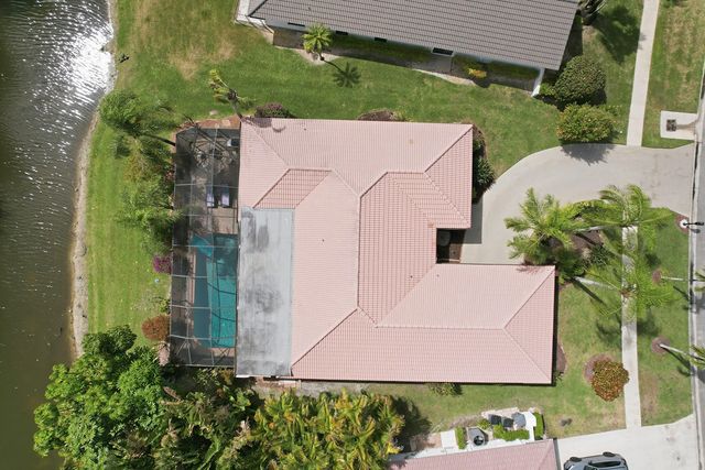 10152 Harbourtown Court, Boca Raton, FL 33498