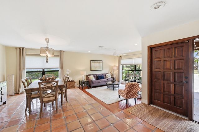 10152 Harbourtown Court, Boca Raton, FL 33498