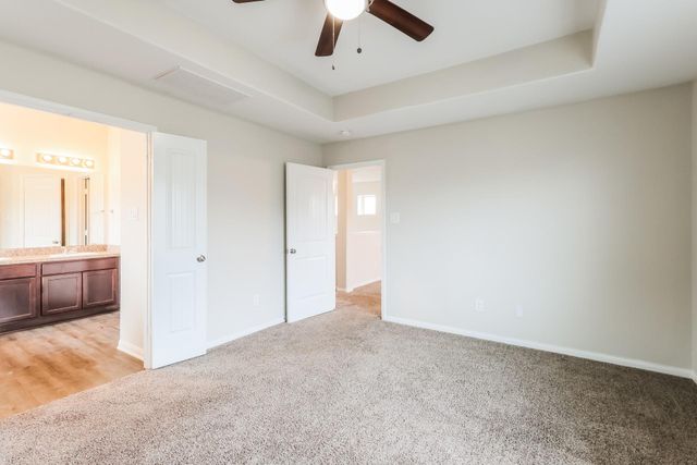 15141 Meadow Glen S, Conroe, TX 77306
