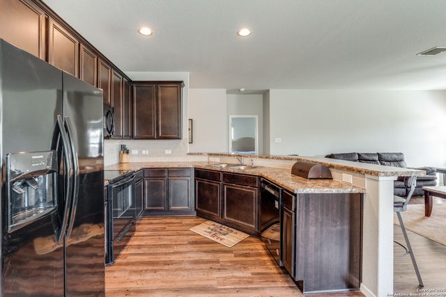 7006 Zuma Beach, Converse, TX 78109