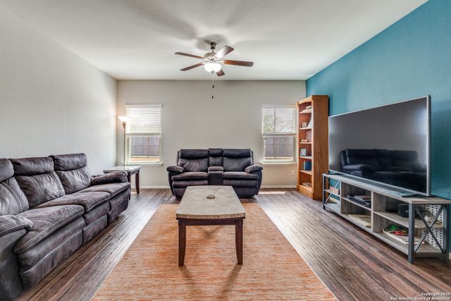 7006 Zuma Beach, Converse, TX 78109