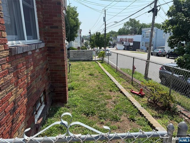 137-139 23rd Avenue, Paterson, NJ 07513