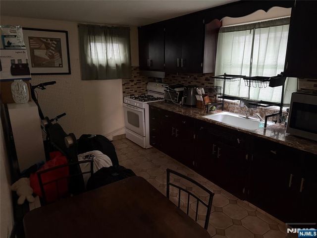 137-139 23rd Avenue, Paterson, NJ 07513