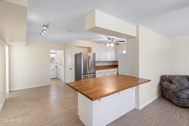 10802 W CUMBERLAND Drive, Sun City, AZ 85351