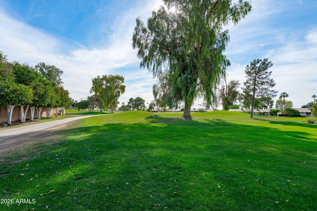 10802 W CUMBERLAND Drive, Sun City, AZ 85351