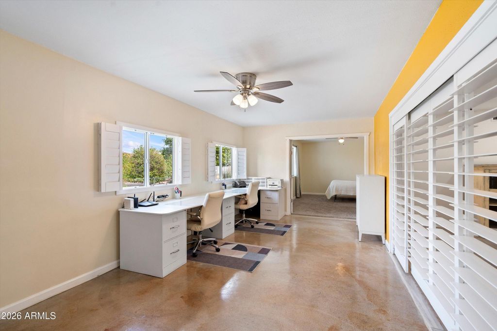 Image 22 of property listing at 10802 W CUMBERLAND Drive, Sun City, AZ 85351