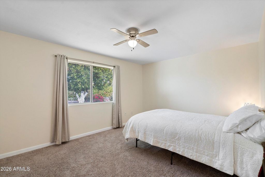 Image 26 of property listing at 10802 W CUMBERLAND Drive, Sun City, AZ 85351