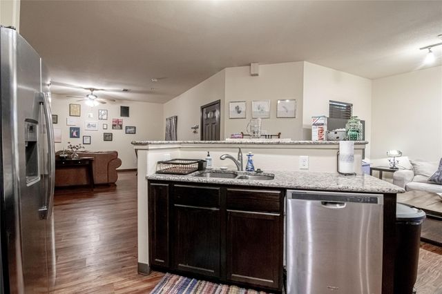 1239 20th Street A, Huntsville, TX 77340