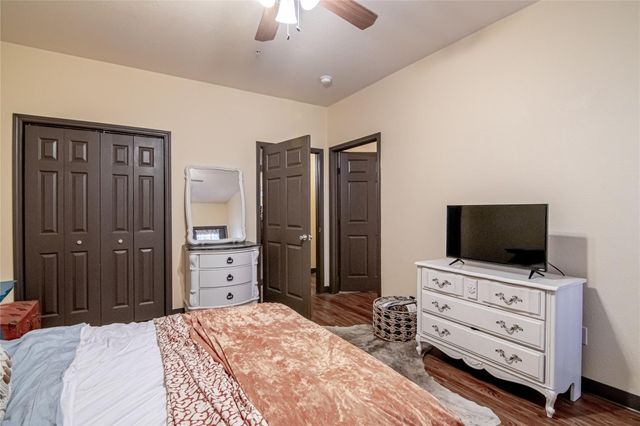 1239 20th Street A, Huntsville, TX 77340