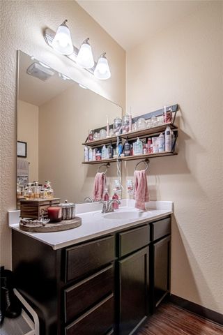 1239 20th Street A, Huntsville, TX 77340