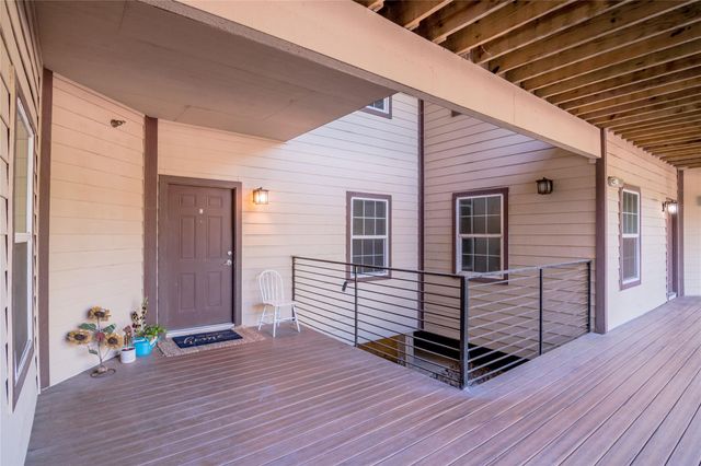 1239 20th Street A, Huntsville, TX 77340