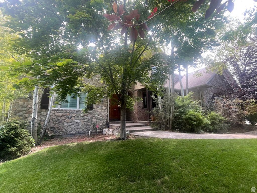 4061 W BUCK HOLW, Bluffdale, UT 84065