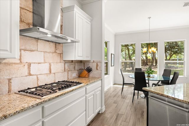 2 CANARIO LN, Boerne, TX 78006