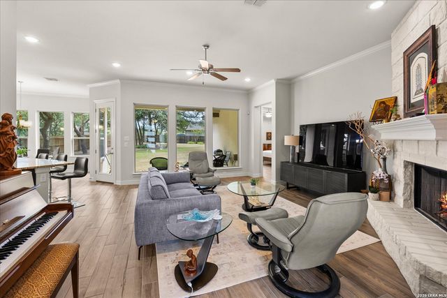 2 CANARIO LN, Boerne, TX 78006