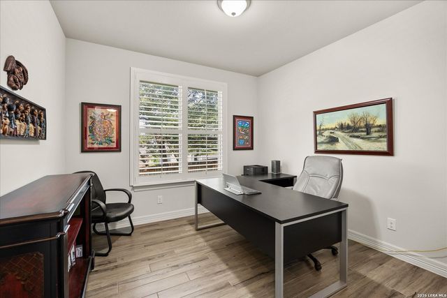 2 CANARIO LN, Boerne, TX 78006