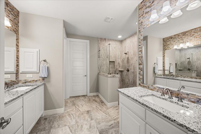 2 CANARIO LN, Boerne, TX 78006