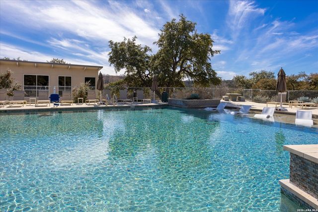 2 CANARIO LN, Boerne, TX 78006