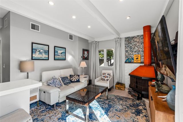 3301 NE 15th St, Fort Lauderdale, FL 33304