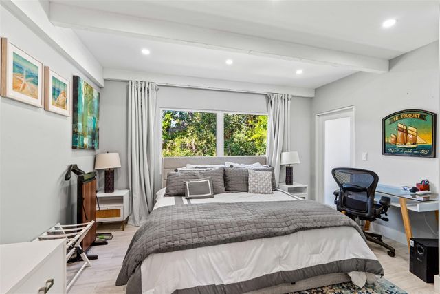 3301 NE 15th St, Fort Lauderdale, FL 33304