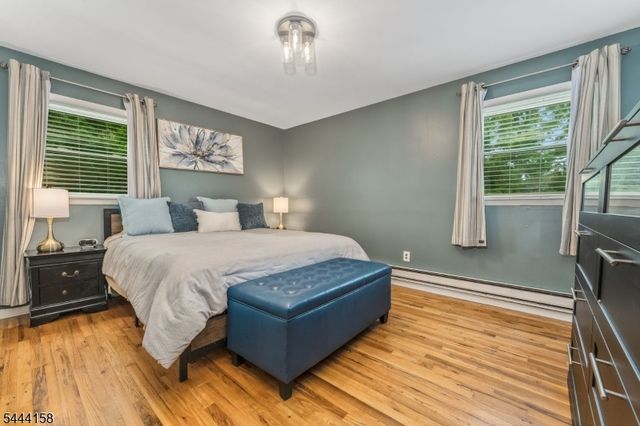 2 Vivian Plz, Andover Twp., NJ 07860