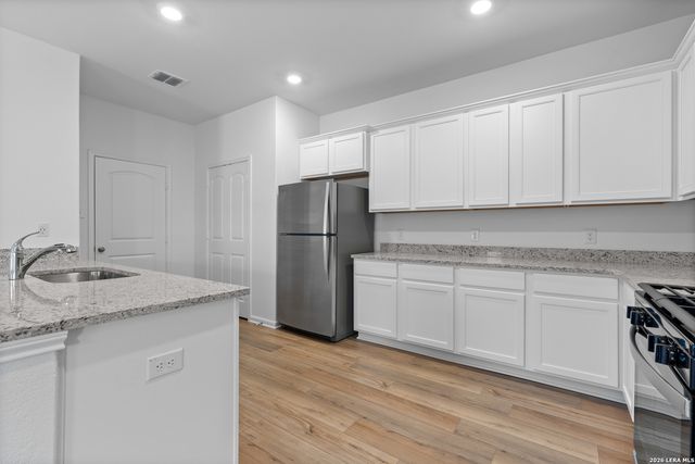 15110 Telfaire Meadow, Von Ormy, TX 78073