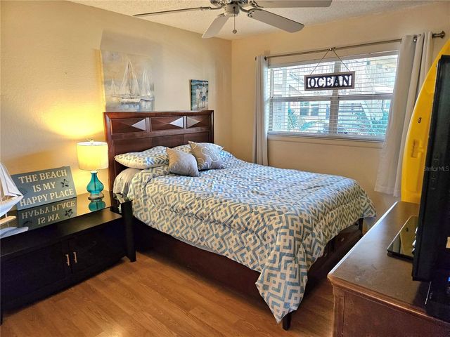 10037 62ND TERRACE N 9, St Petersburg, FL 33708