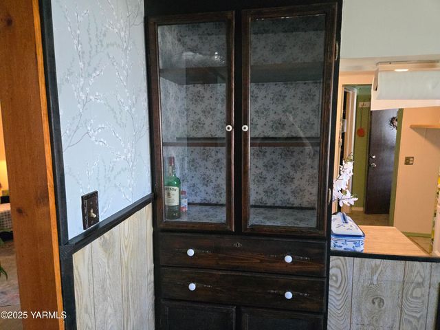 1505 Fairbanks Ave, Yakima, WA 98902