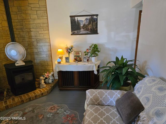 1505 Fairbanks Ave, Yakima, WA 98902