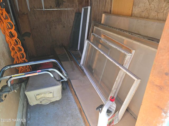 1505 Fairbanks Ave, Yakima, WA 98902