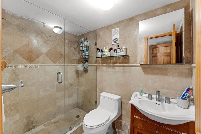 10641 SW 108th Ave 3D, Miami, FL 33176