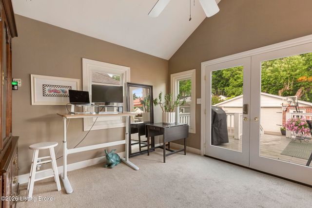 113 Ridgeway Ave, Louisville, KY 40207