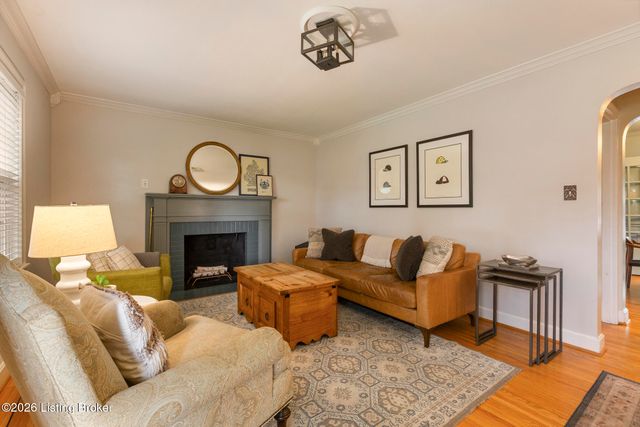 113 Ridgeway Ave, Louisville, KY 40207