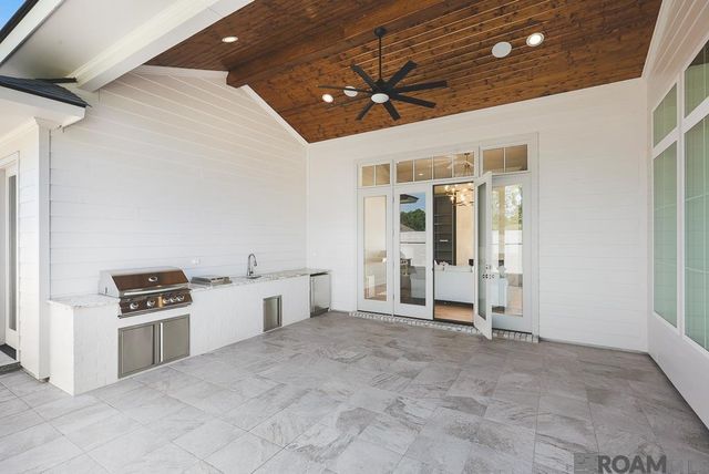 791 Saint Barnabas Ln, Gonzales, LA 70737