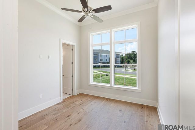 791 Saint Barnabas Ln, Gonzales, LA 70737