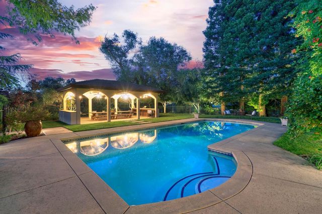 5052 Eureka Rd, Granite Bay, CA 95746