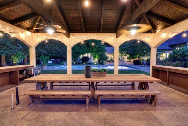 5052 Eureka Rd, Granite Bay, CA 95746