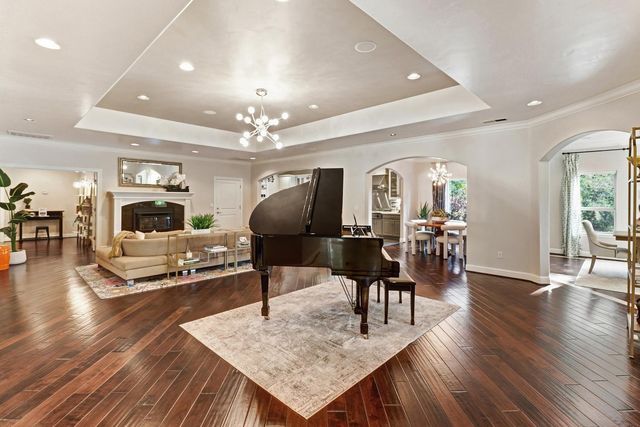 5052 Eureka Rd, Granite Bay, CA 95746