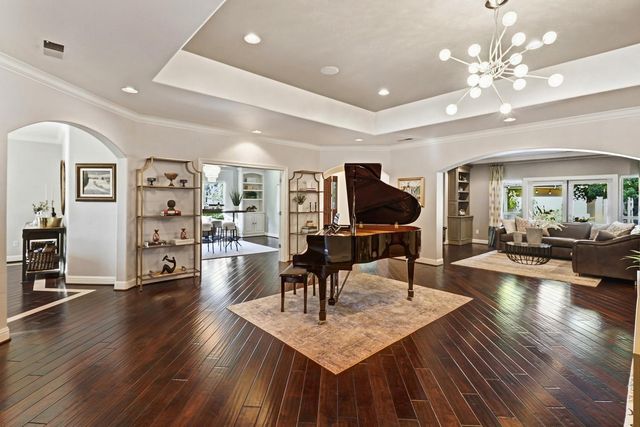5052 Eureka Rd, Granite Bay, CA 95746