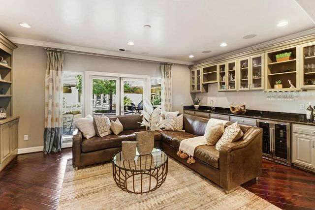 5052 Eureka Rd, Granite Bay, CA 95746