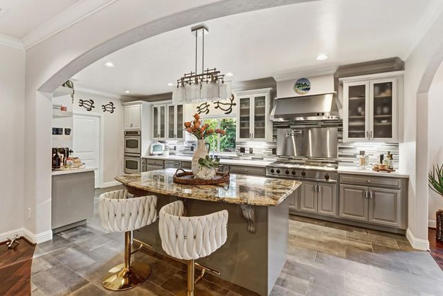 5052 Eureka Rd, Granite Bay, CA 95746