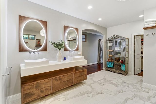 5052 Eureka Rd, Granite Bay, CA 95746