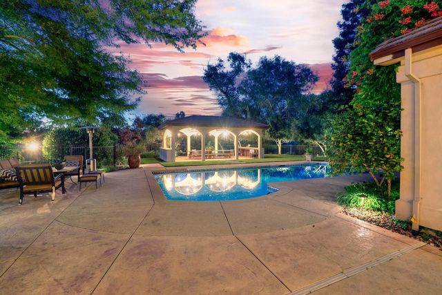 5052 Eureka Rd, Granite Bay, CA 95746