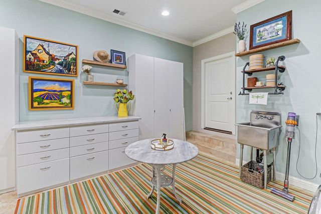 5052 Eureka Rd, Granite Bay, CA 95746