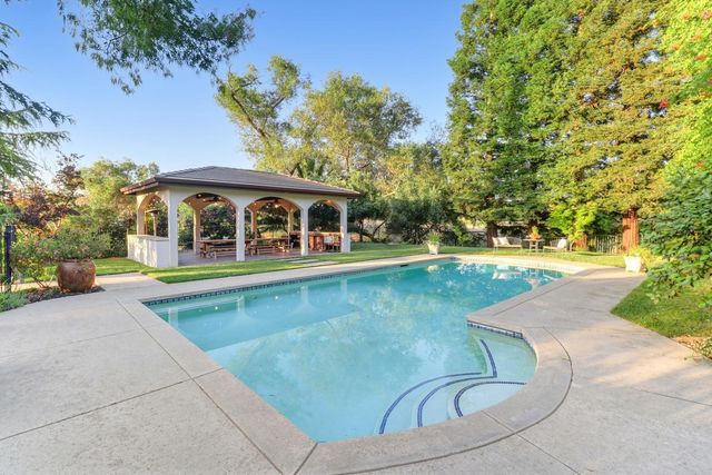 5052 Eureka Rd, Granite Bay, CA 95746