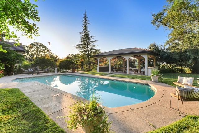 5052 Eureka Rd, Granite Bay, CA 95746