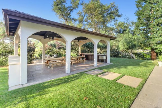 5052 Eureka Rd, Granite Bay, CA 95746