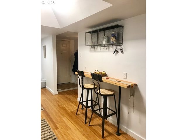 6605 W BURNSIDE St 156, Portland, OR 97210