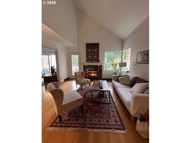 6605 W BURNSIDE St 156, Portland, OR 97210