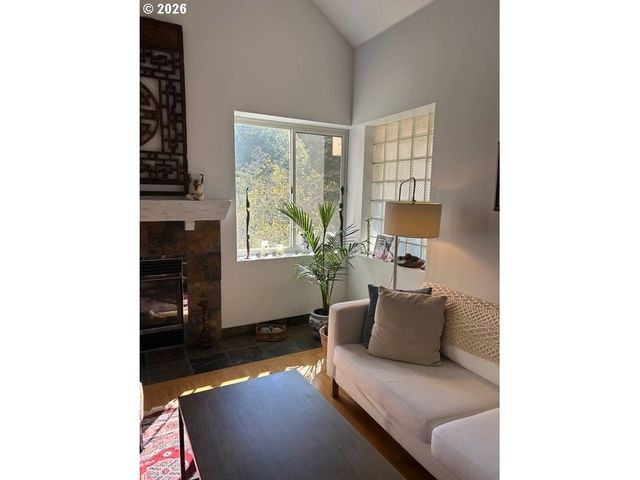 6605 W BURNSIDE St 156, Portland, OR 97210