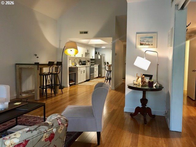 6605 W BURNSIDE St 156, Portland, OR 97210